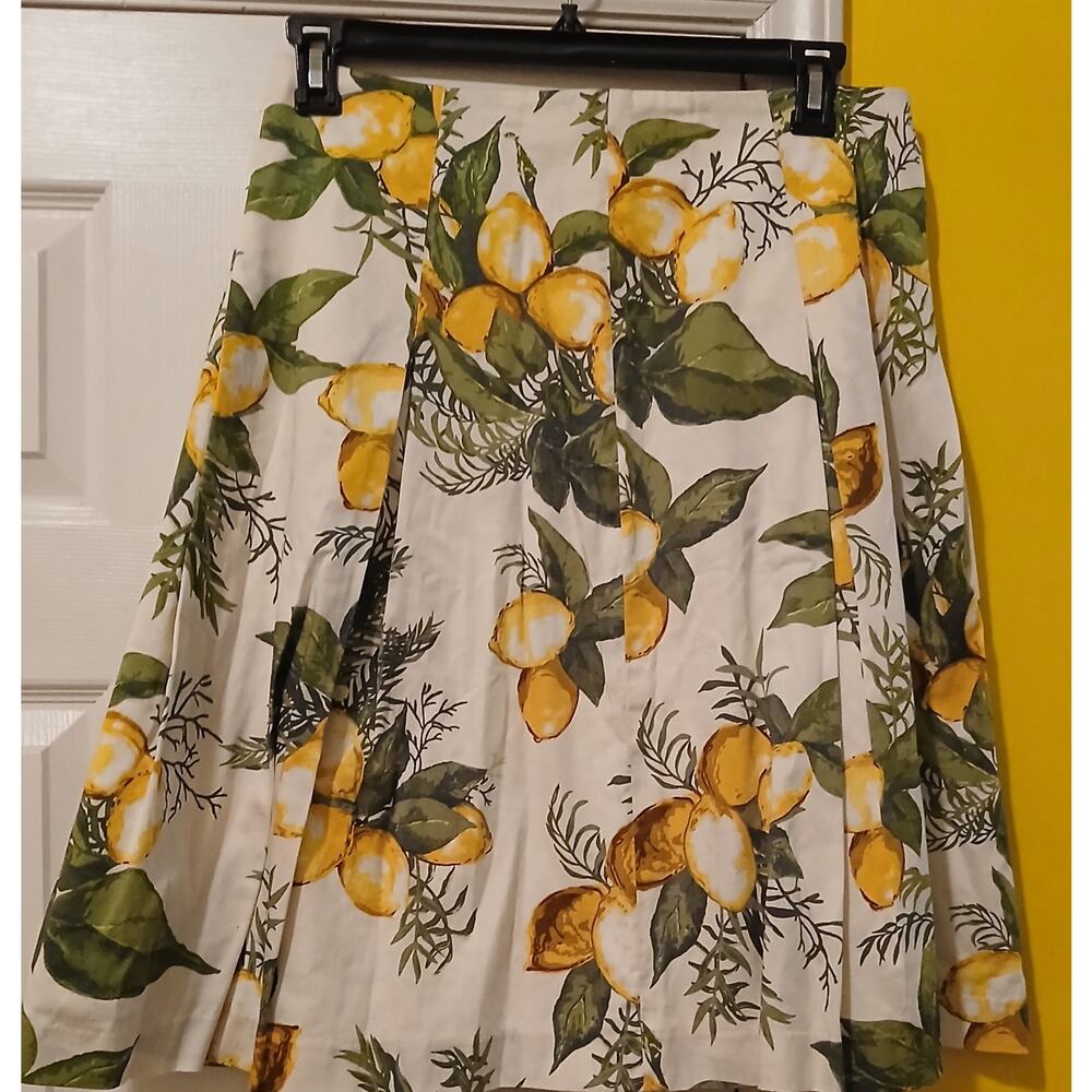 Pre-Loved. Talbots Lemon A-Line Skirt. Size 10.